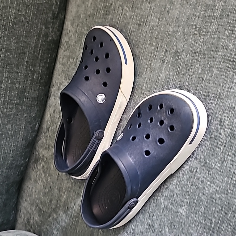Crocs - Picture 4 of 4